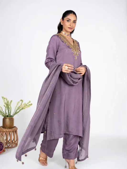 Kumud Lilac Silk Kurta Set With Duppata